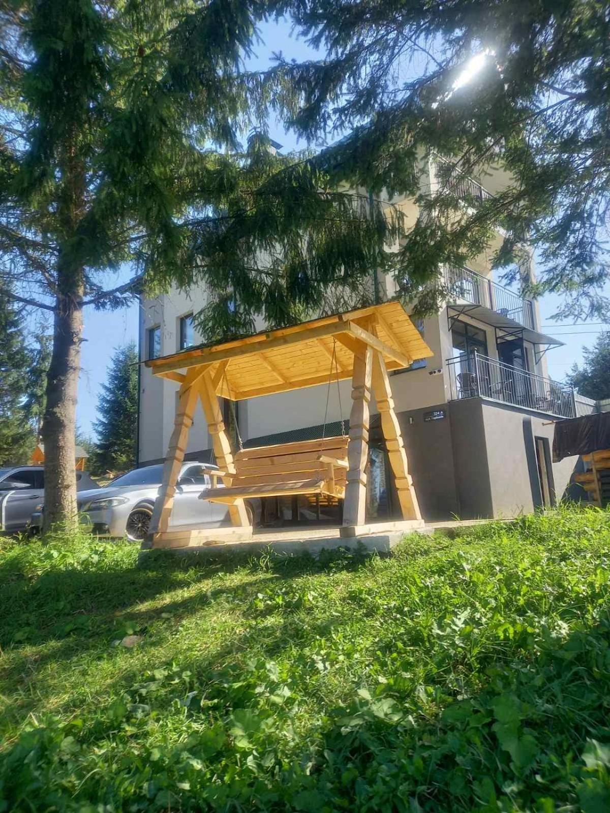 Отель Monblan Iablunîțea Exterior foto
